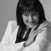 Mary Zapiti
